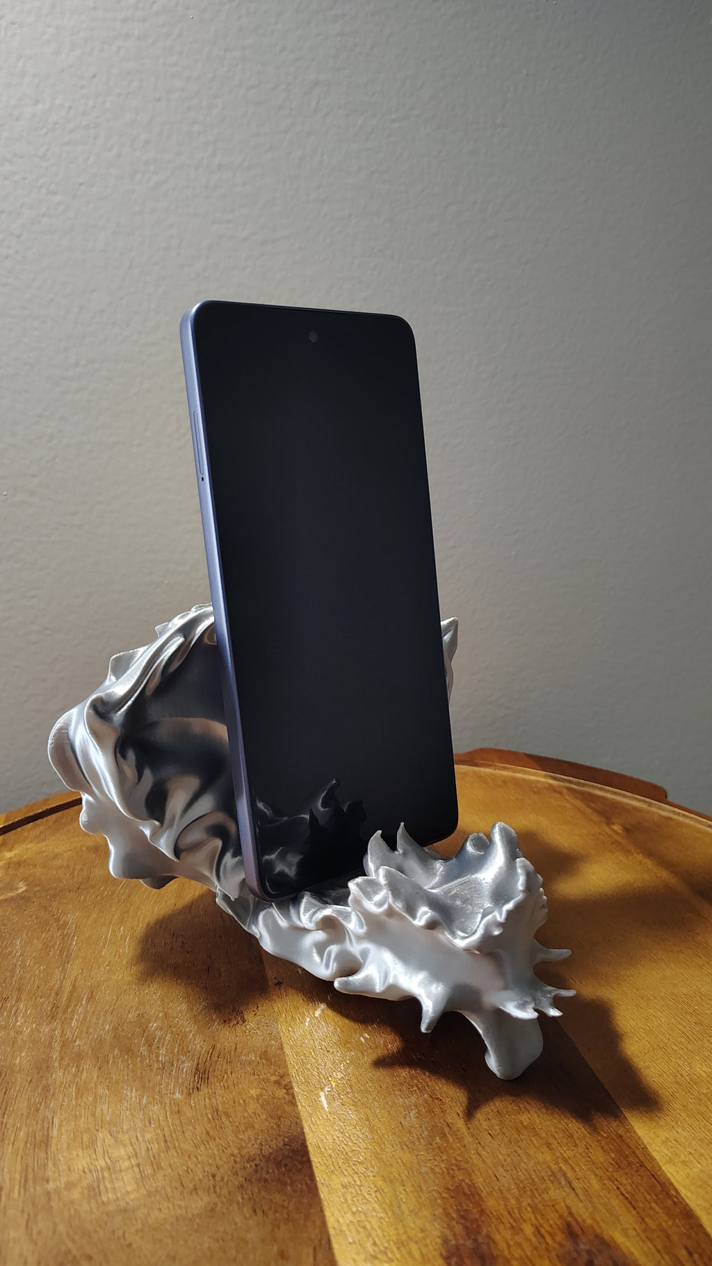 Water Heart Phone Holder