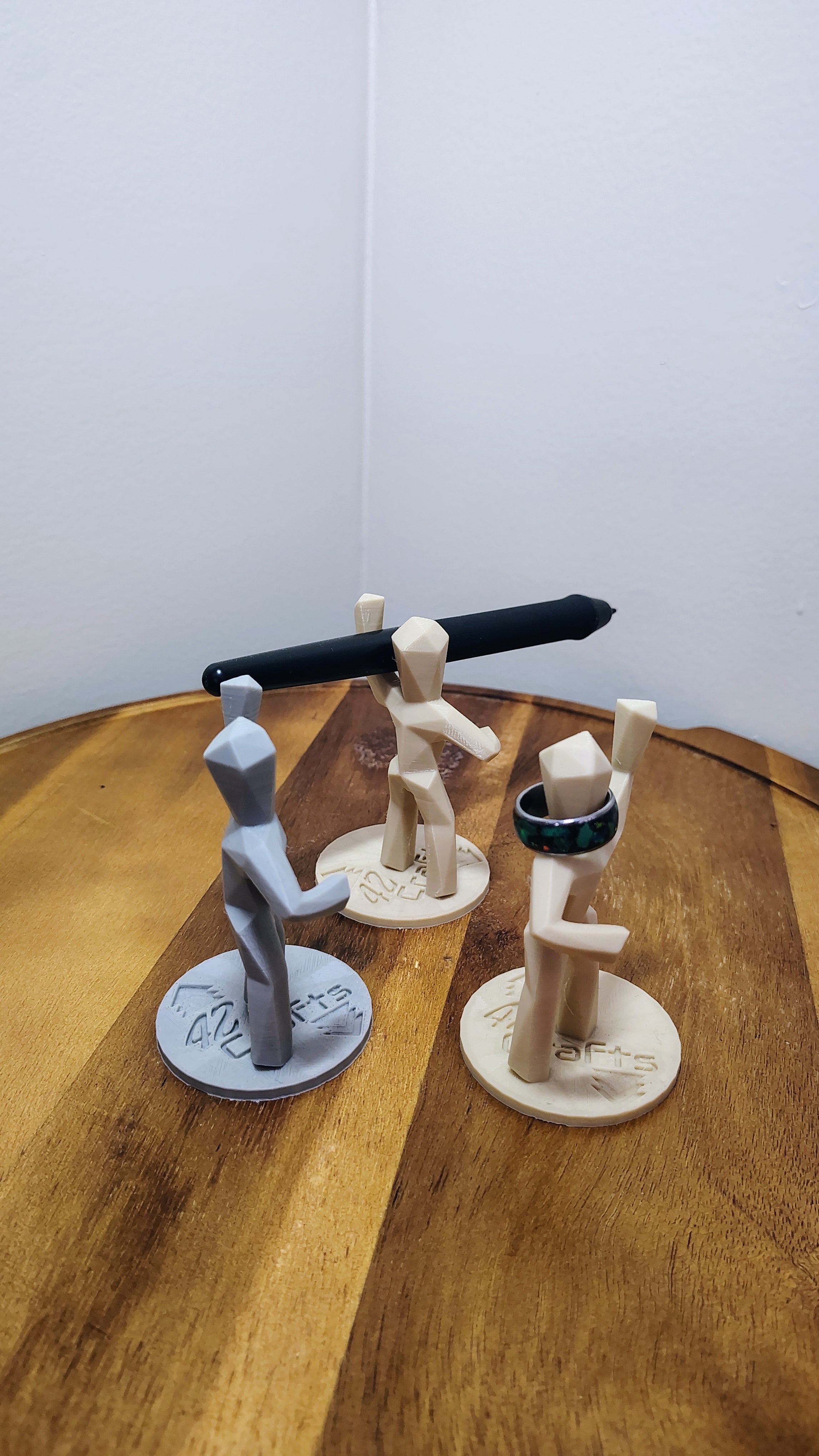 Low Poly Faceted Figure